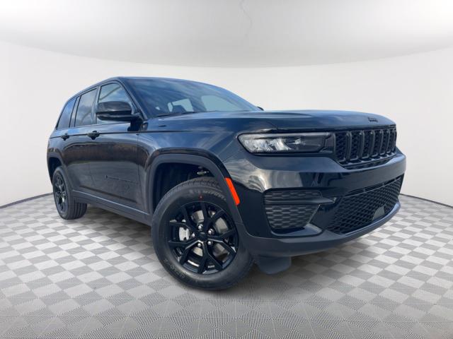 2025 Jeep Grand Cherokee Altitude X 1