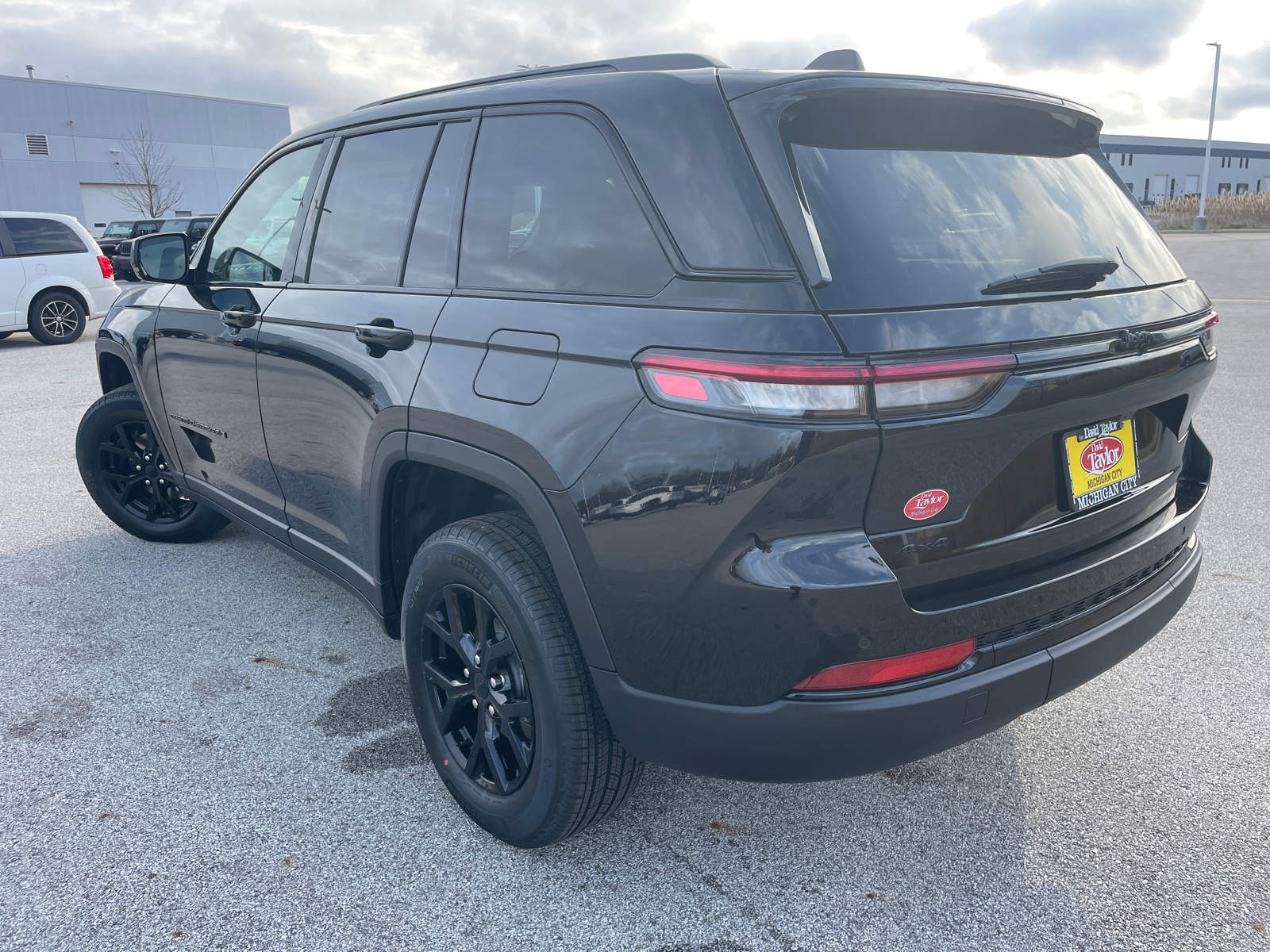 2025 Jeep Grand Cherokee Altitude X 5