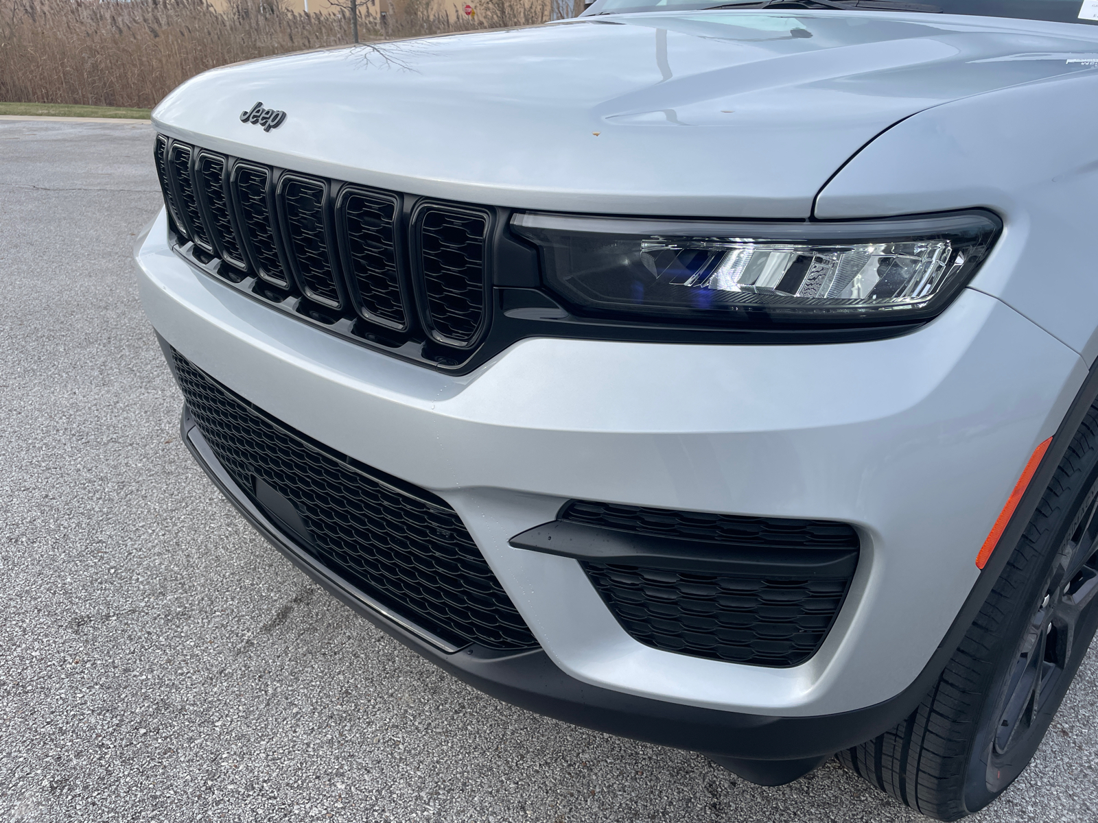 2025 Jeep Grand Cherokee Altitude X 48