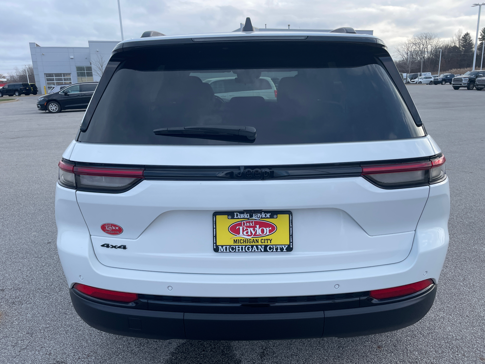 2025 Jeep Grand Cherokee Altitude X 4