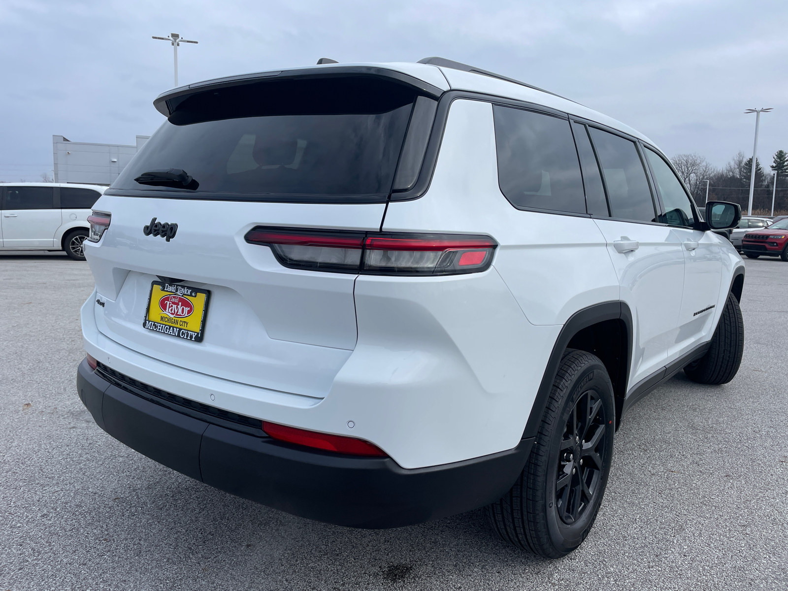 2025 Jeep Grand Cherokee L Altitude X 3