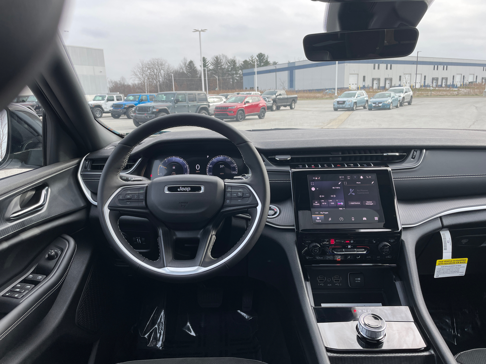 2025 Jeep Grand Cherokee L Altitude X 35