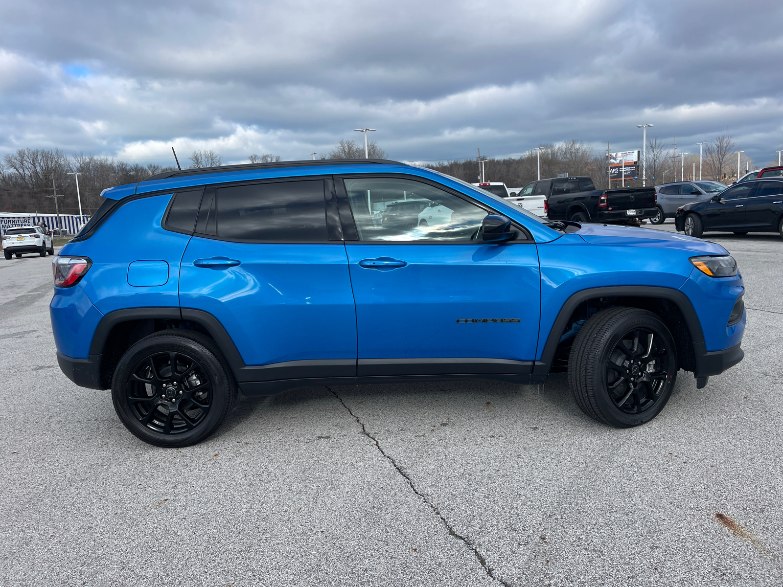 2025 Jeep Compass Latitude 2