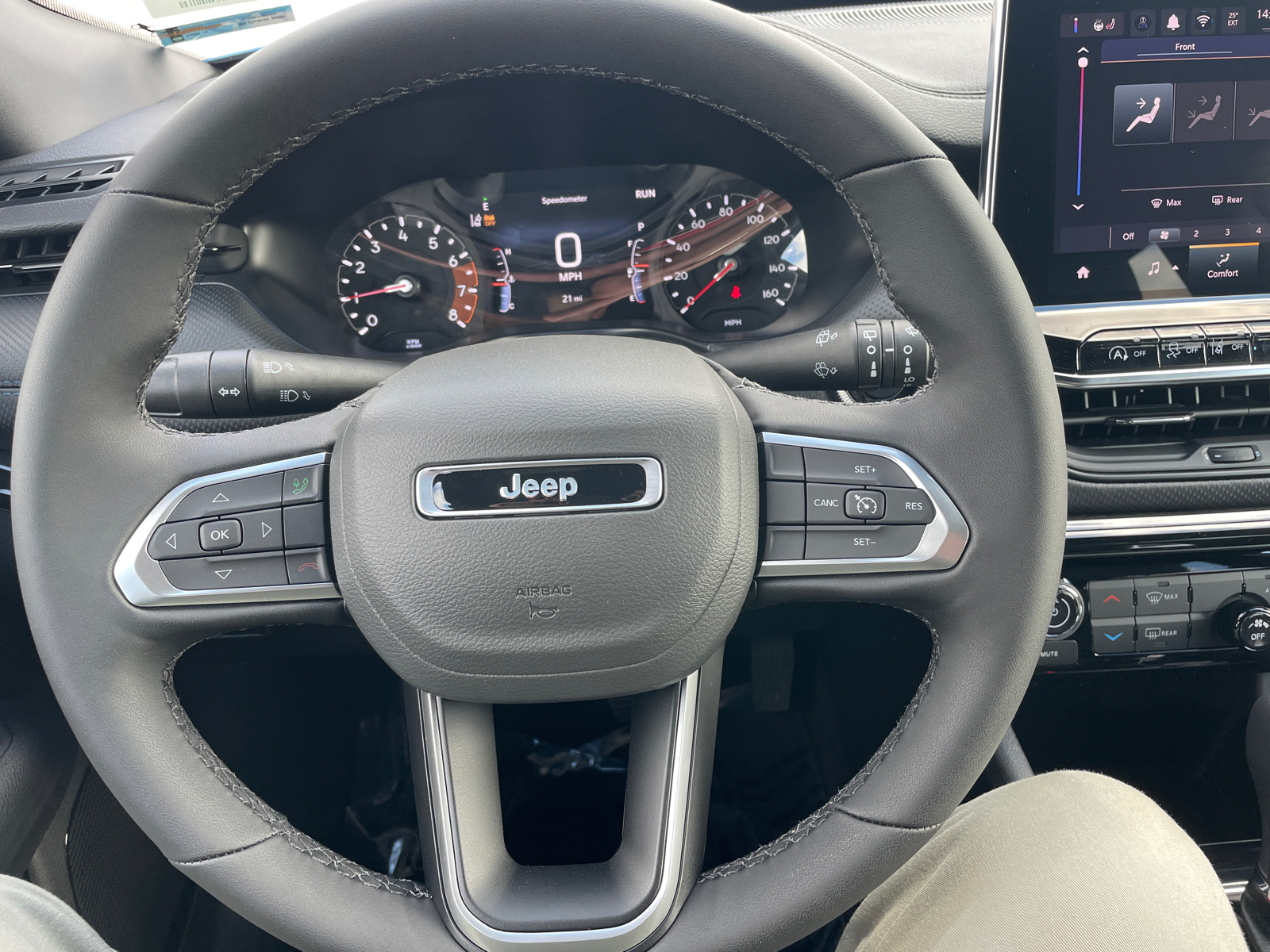 2025 Jeep Compass Latitude 25