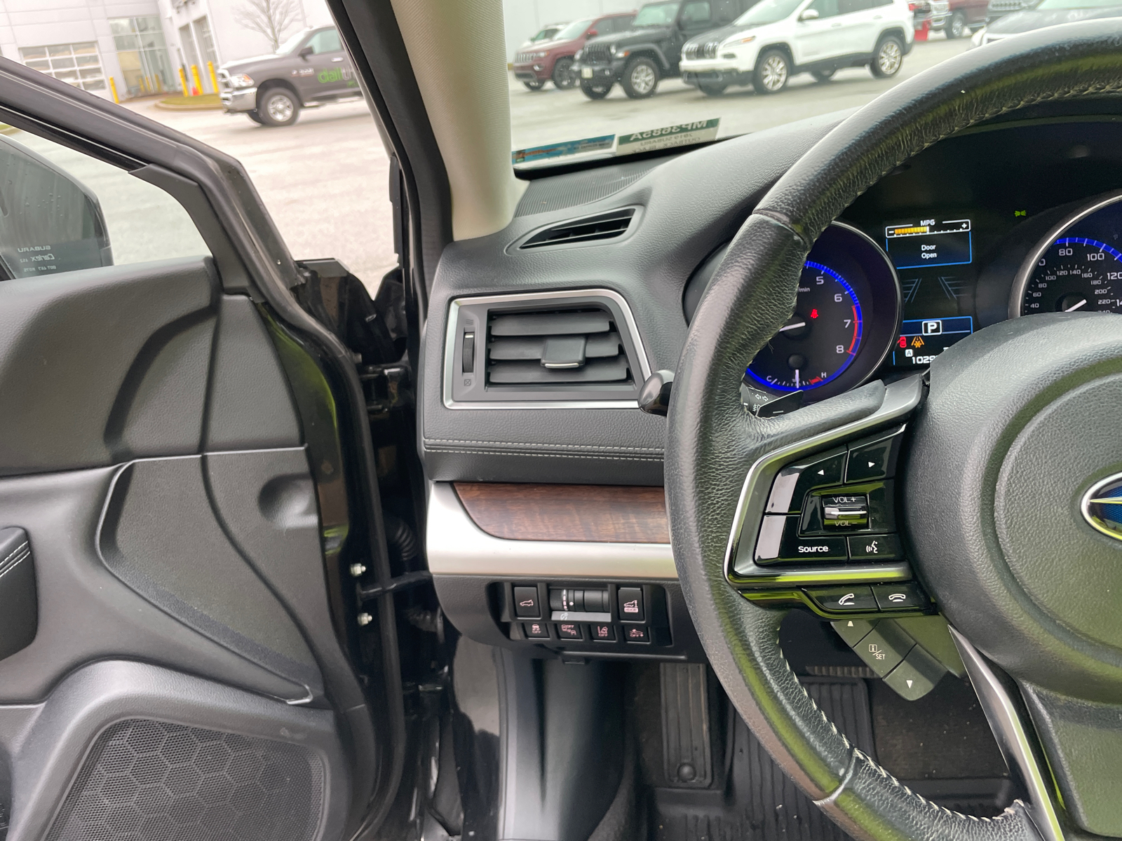 2019 Subaru Outback 3.6R 28