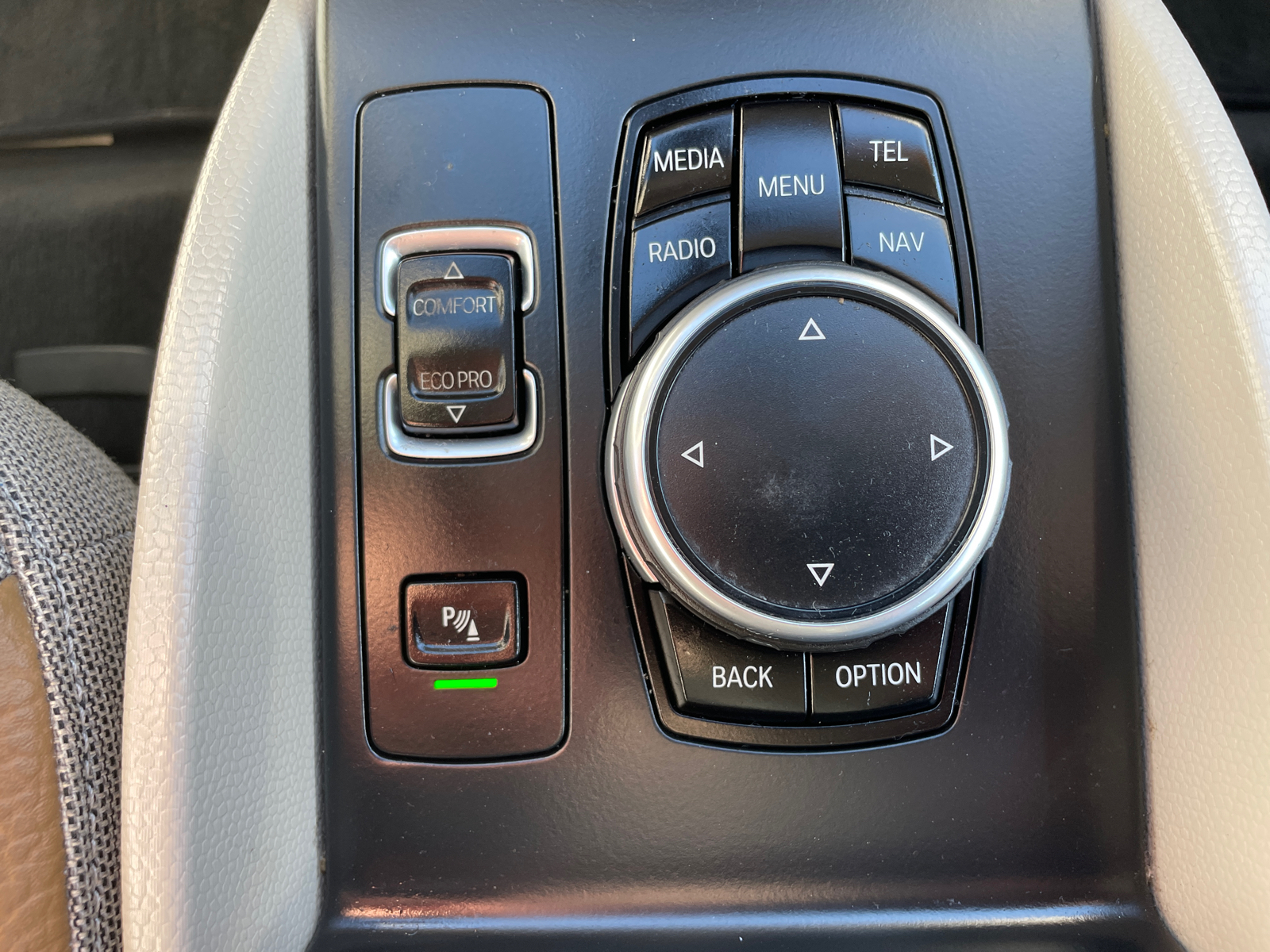 2014 BMW i3 with Range Extender 16