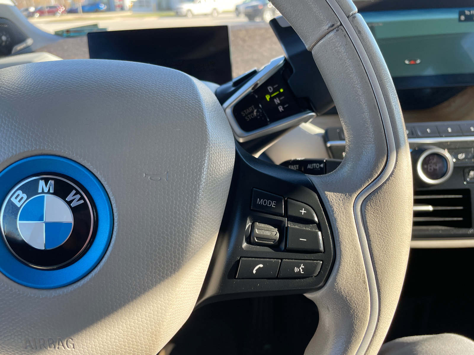 2014 BMW i3 with Range Extender 19
