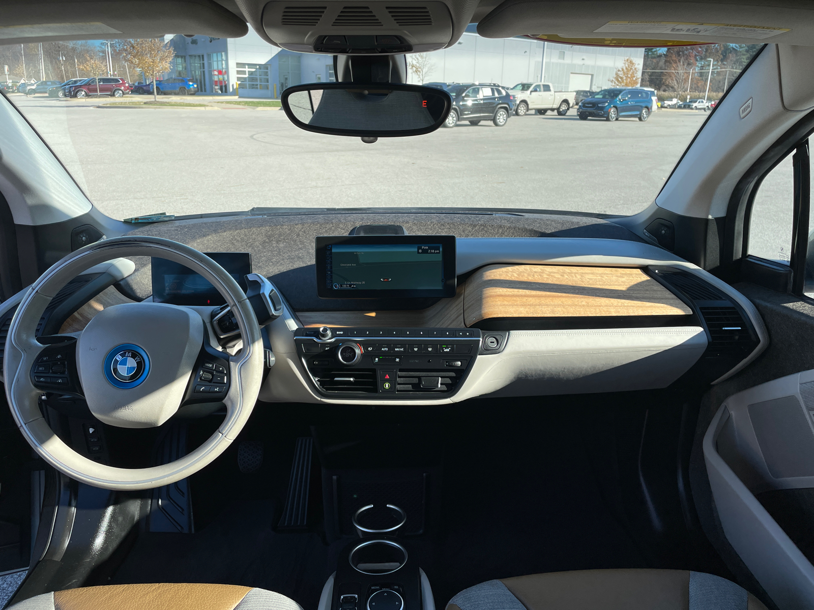 2014 BMW i3 with Range Extender 37