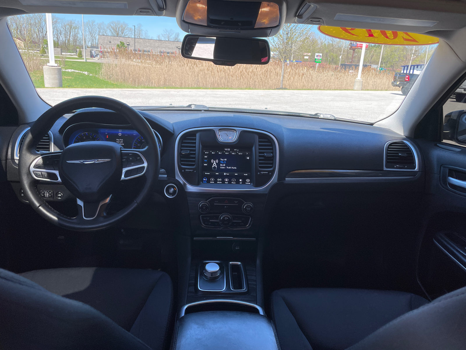 2019 Chrysler 300 Touring 35