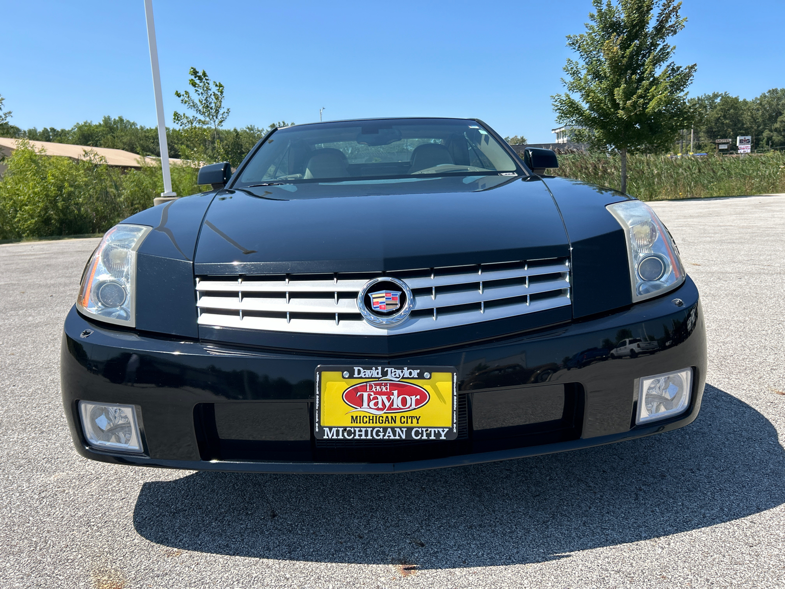 2005 Cadillac XLR Base 9