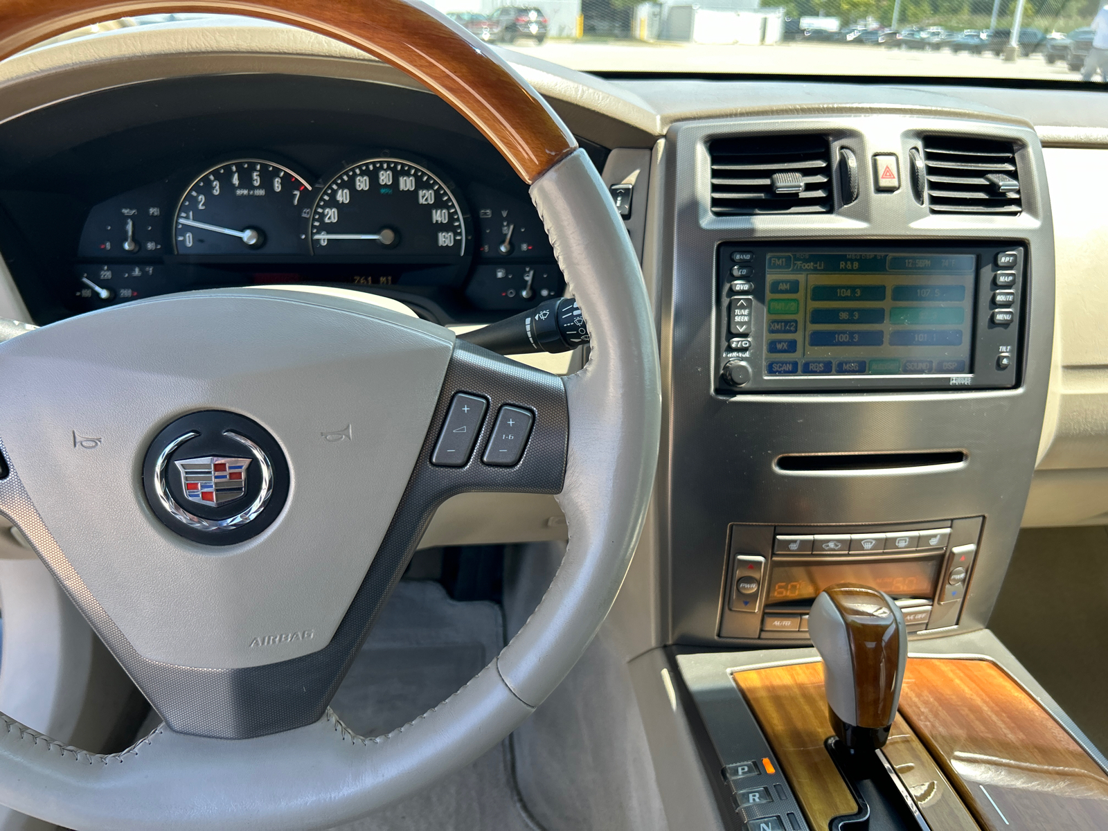 2005 Cadillac XLR Base 29