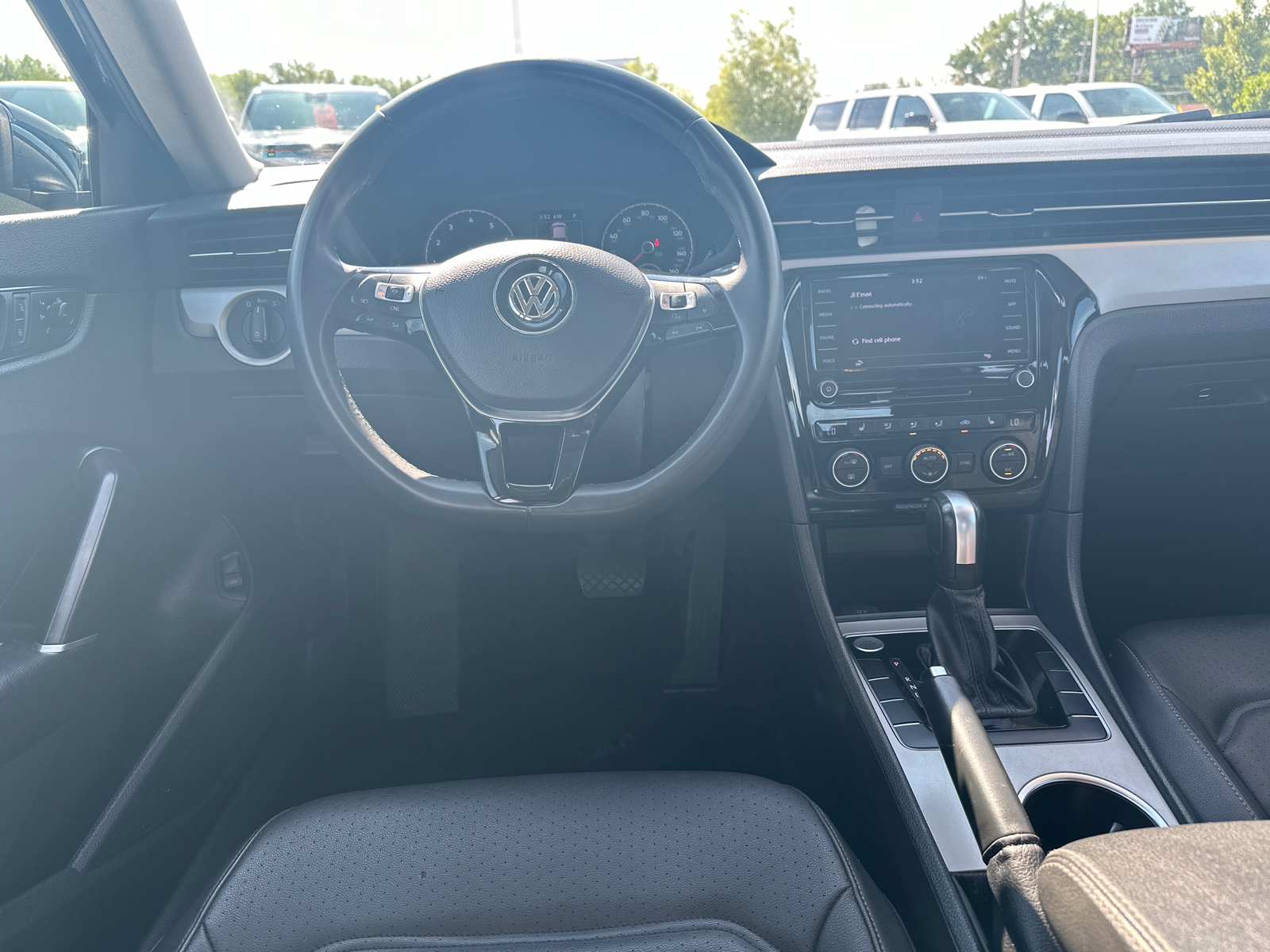 2021 Volkswagen Passat 2.0T SE 32