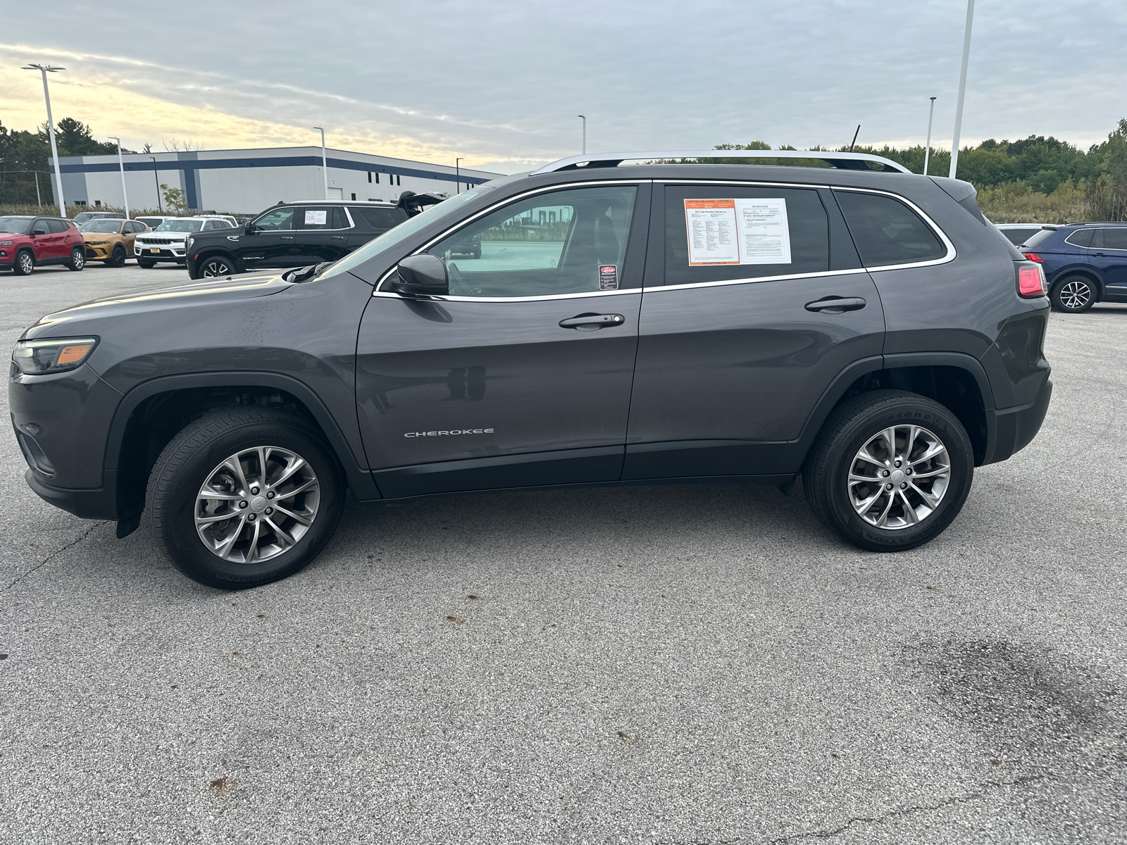 2021 Jeep Cherokee Latitude Lux 6