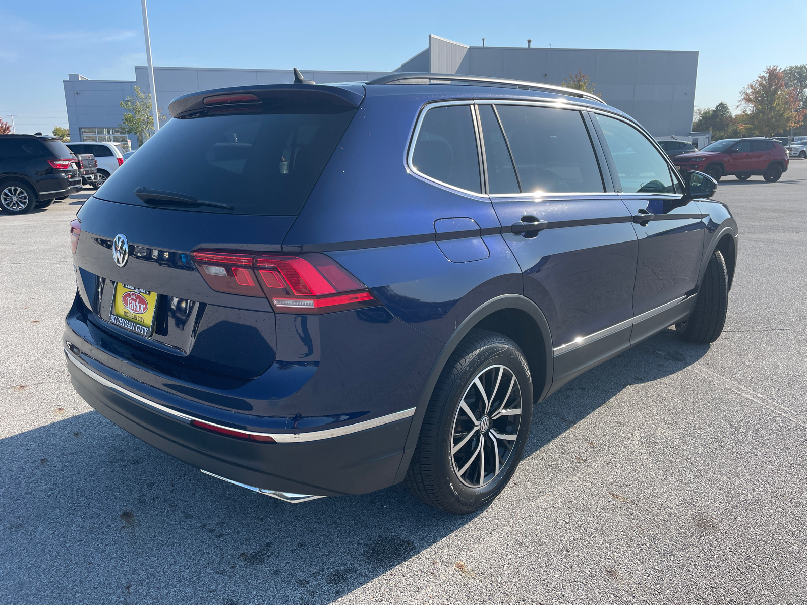 2021 Volkswagen Tiguan SE R-Line Black 3