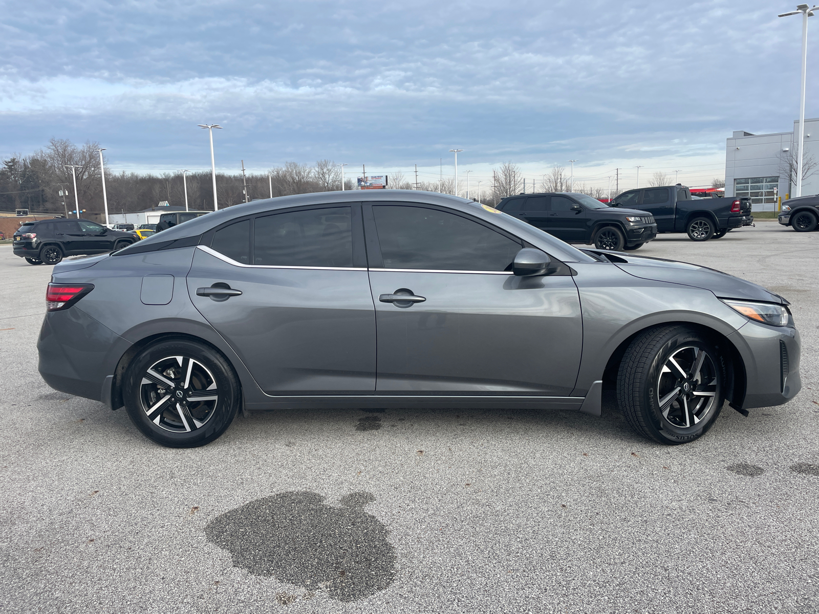 2024 Nissan Sentra SV 2