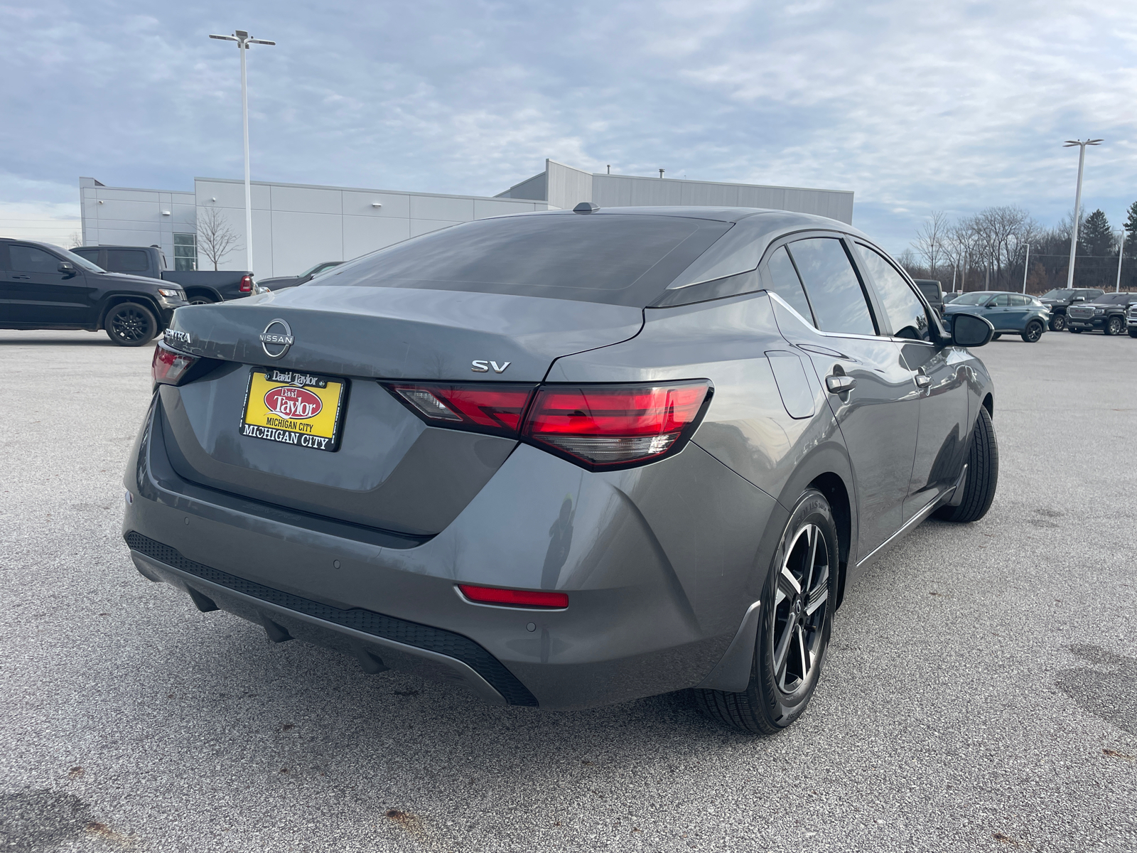 2024 Nissan Sentra SV 3