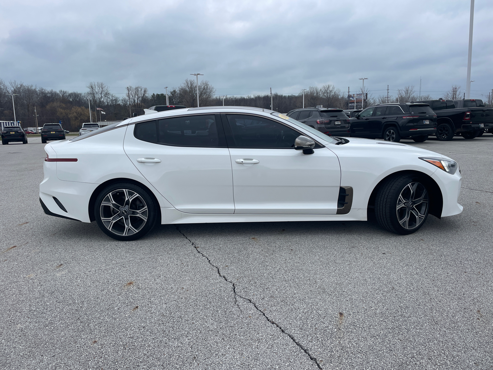 2020 Kia Stinger GT-Line 2