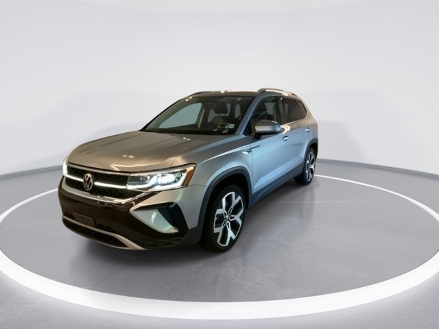 2022 Volkswagen Taos 1.5T SEL 3