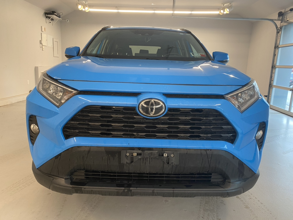 2019 Toyota RAV4 XLE Premium 3