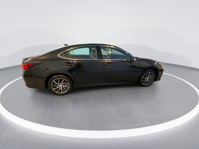 2017 Lexus ES 350 8