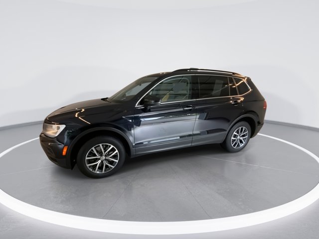 2019 Volkswagen Tiguan 2.0T SE 4