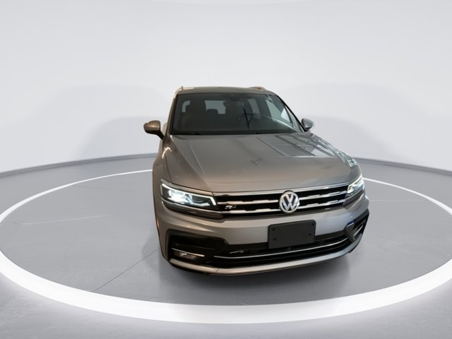 2020 Volkswagen Tiguan 2.0T SEL Premium R-Line 2