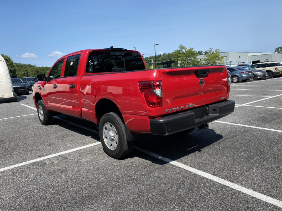 2022 Nissan Titan XD S 6