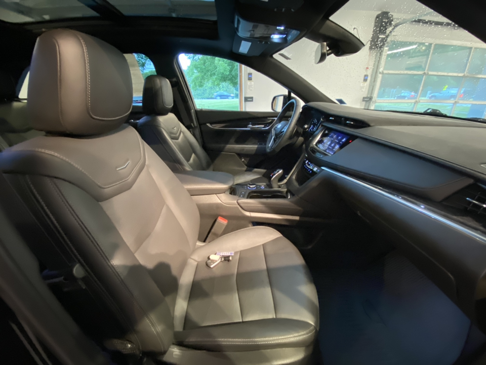 2022 Cadillac XT5 Premium Luxury 24
