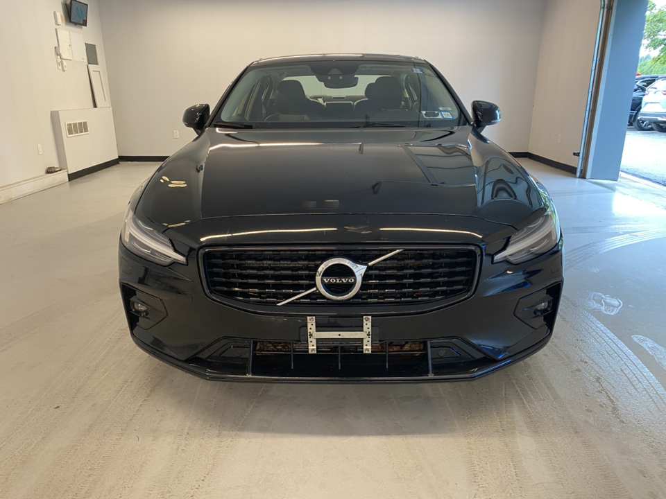 2022 Volvo S60 B5 Momentum 3