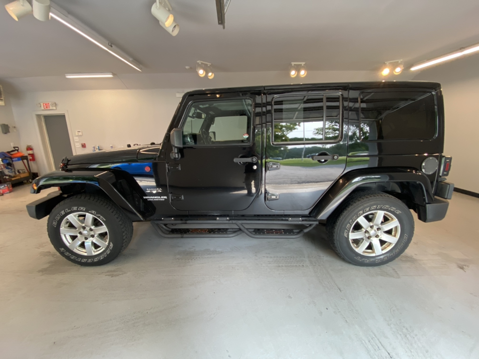 2016 Jeep Wrangler Unlimited Sahara 5