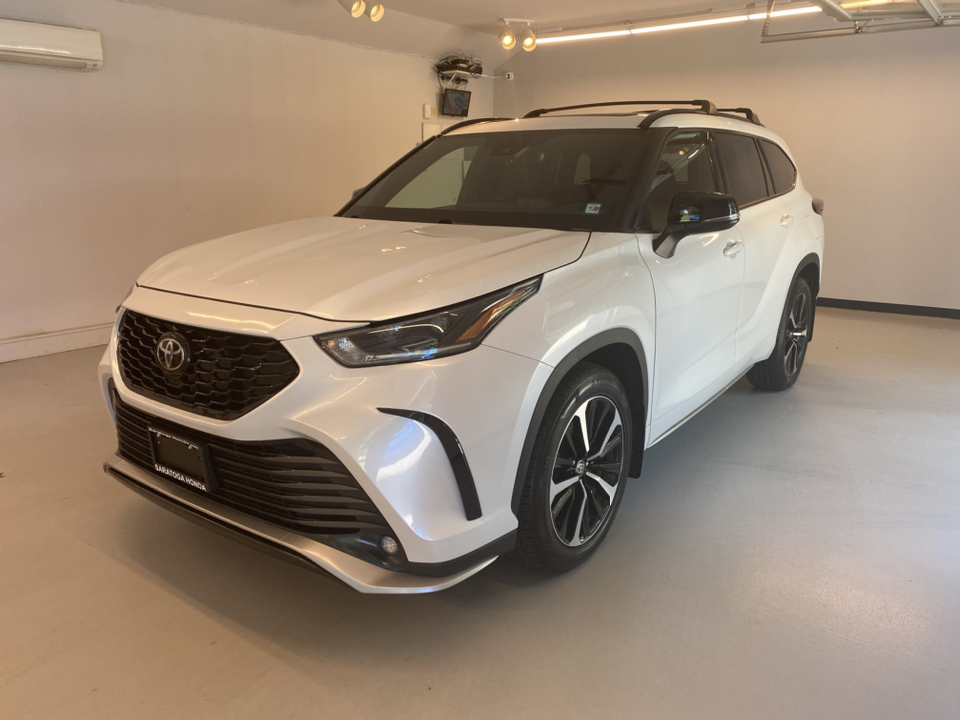 2022 Toyota Highlander XSE 4