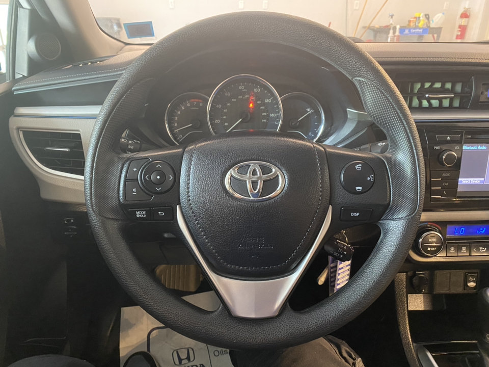 2015 Toyota Corolla LE 25