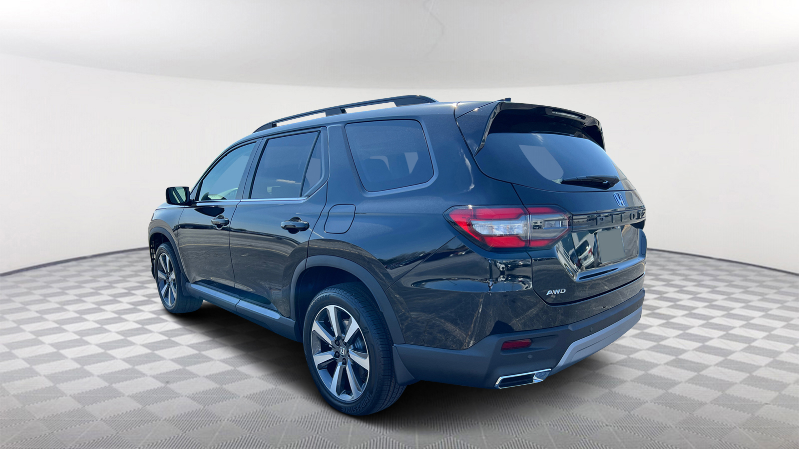 2025 Honda Pilot Touring 5