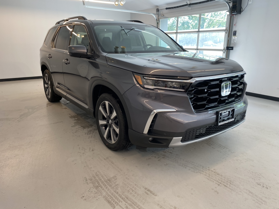 2025 Honda Pilot Touring 2