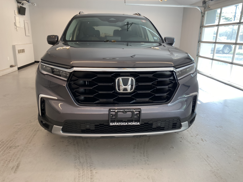 2025 Honda Pilot Touring 3