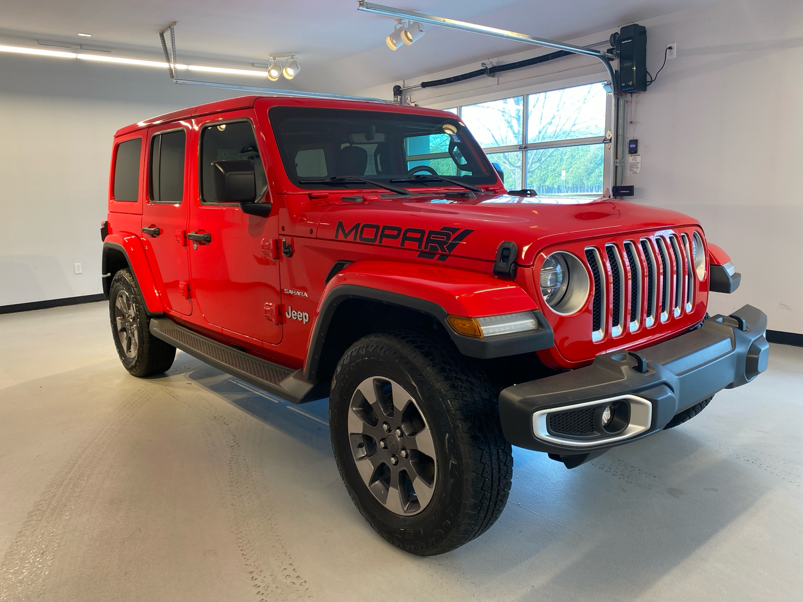 2018 Jeep Wrangler Unlimited Sahara 2