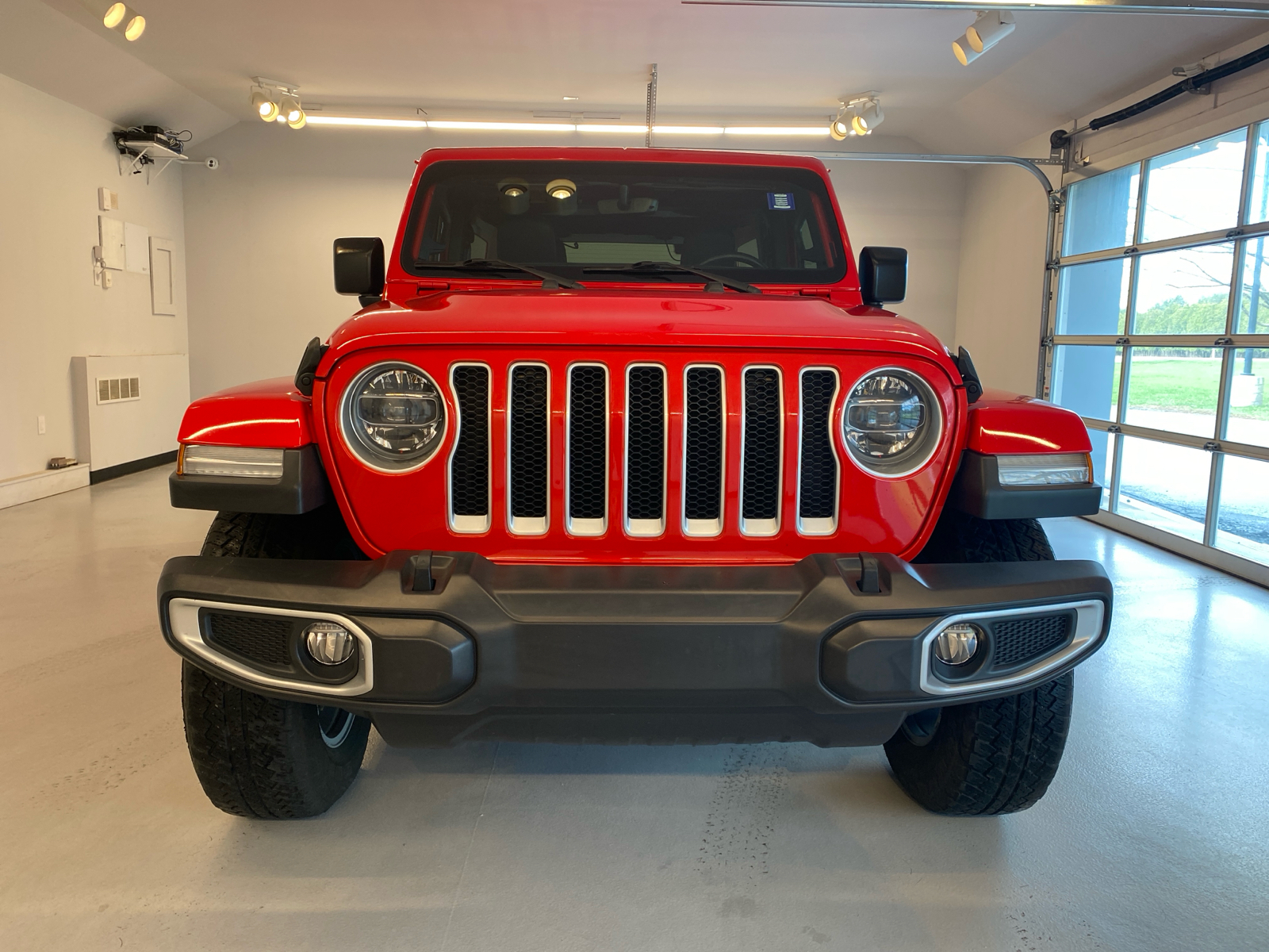 2018 Jeep Wrangler Unlimited Sahara 3