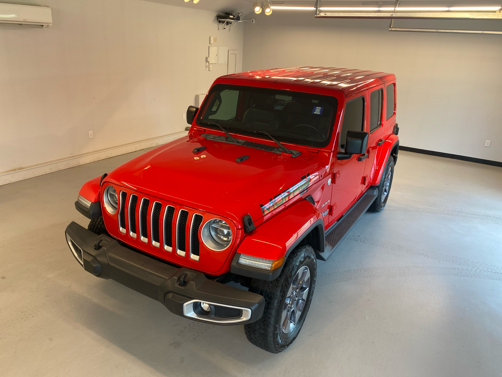 2018 Jeep Wrangler Unlimited Sahara 12