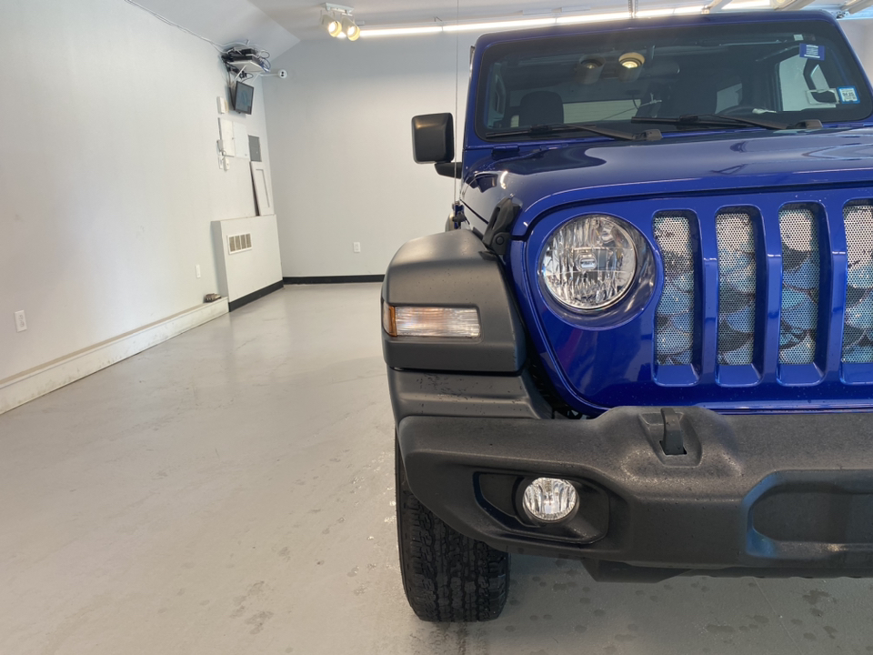 2018 Jeep Wrangler Sport S 10