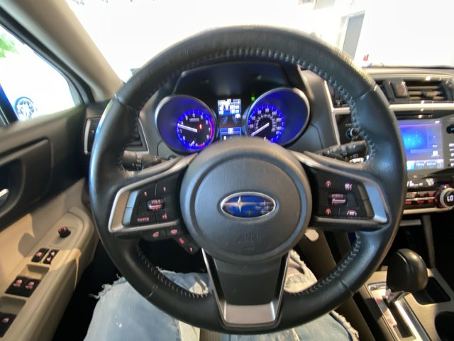 2019 Subaru Outback 2.5i Premium 11