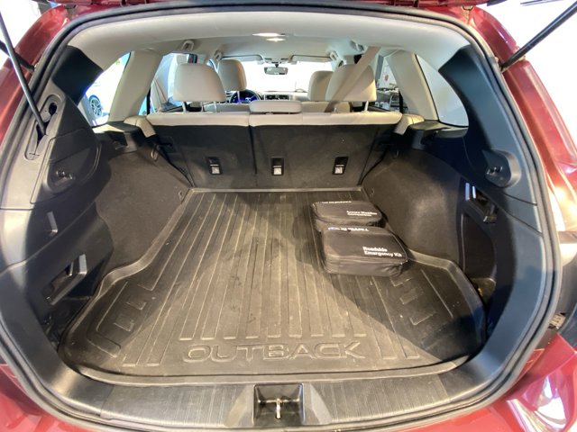 2019 Subaru Outback 2.5i Premium 19