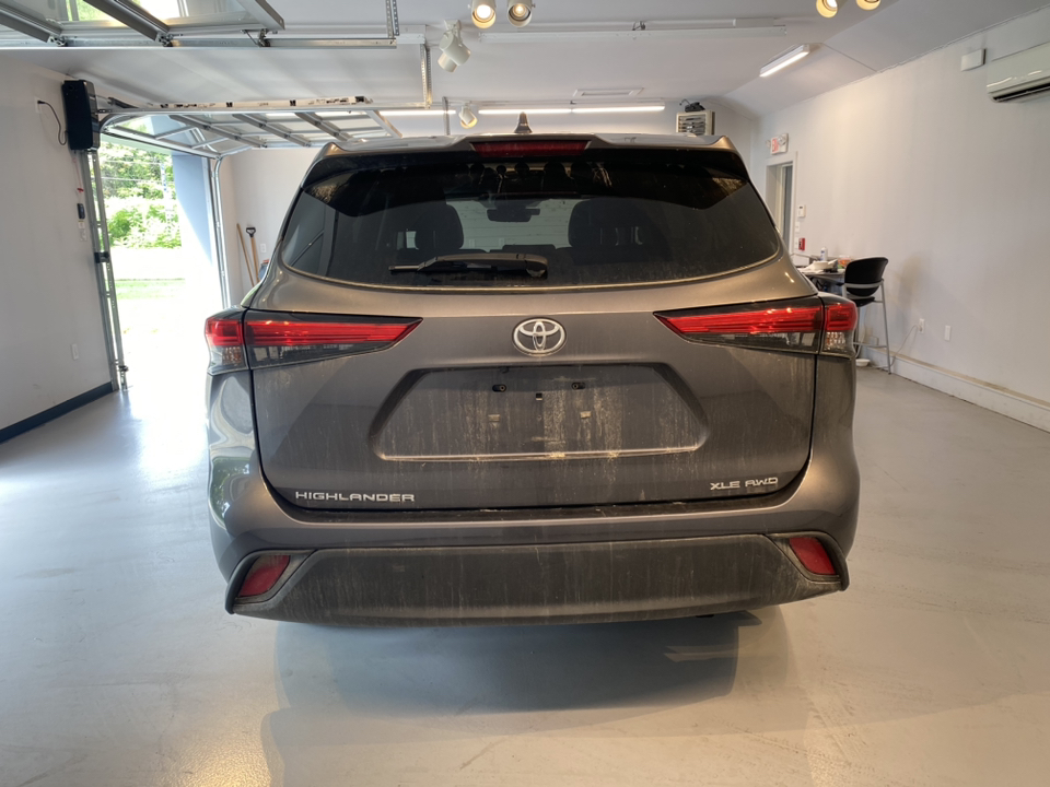 2022 Toyota Highlander XLE 7