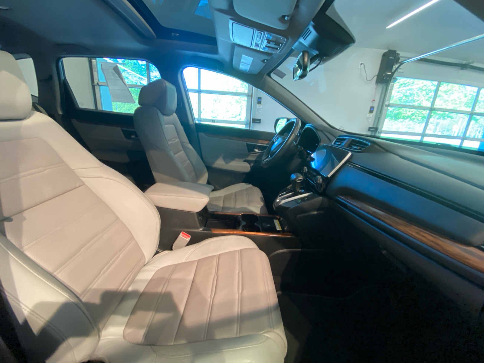 2022 Honda CR-V Touring 24