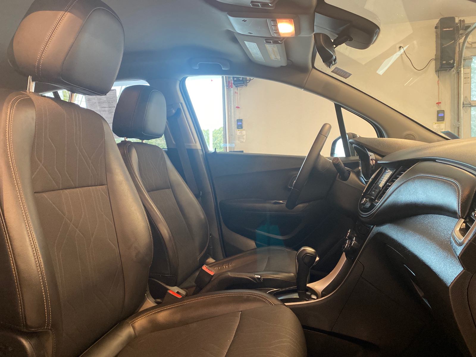 2019 Chevrolet Trax LT 24