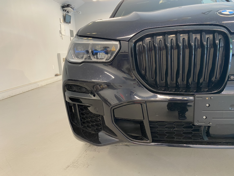 2022 BMW X5 M50i 10