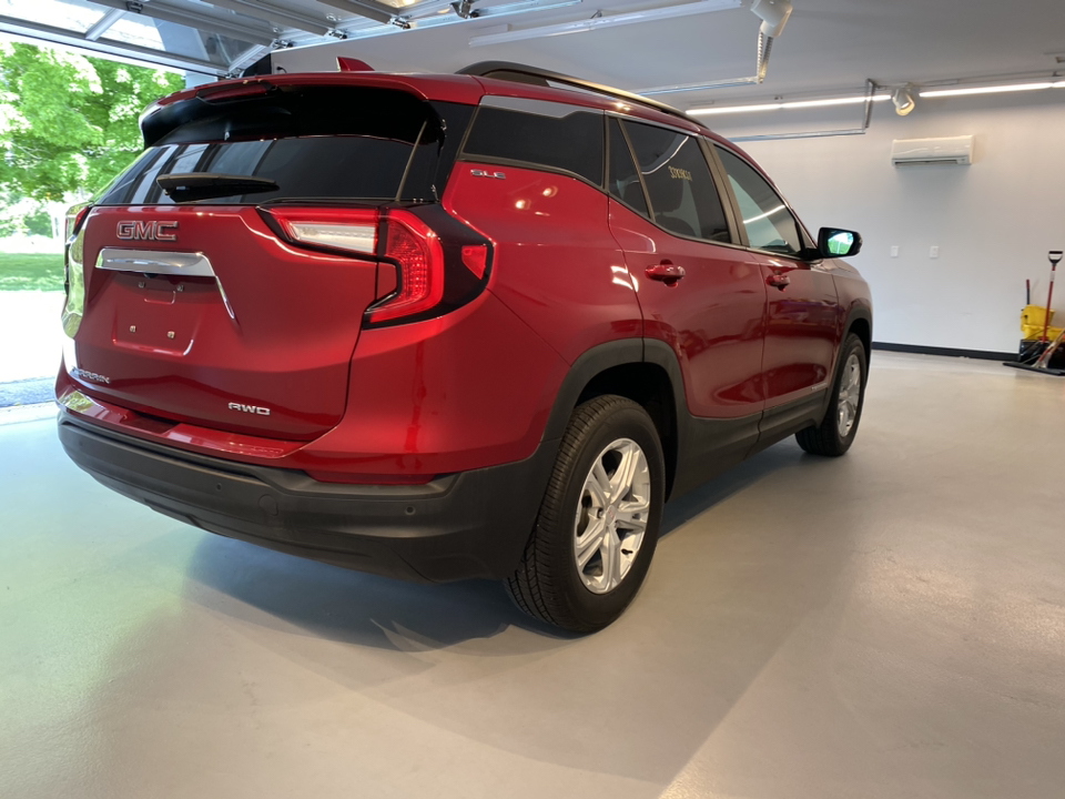 2022 GMC Terrain SLE 8