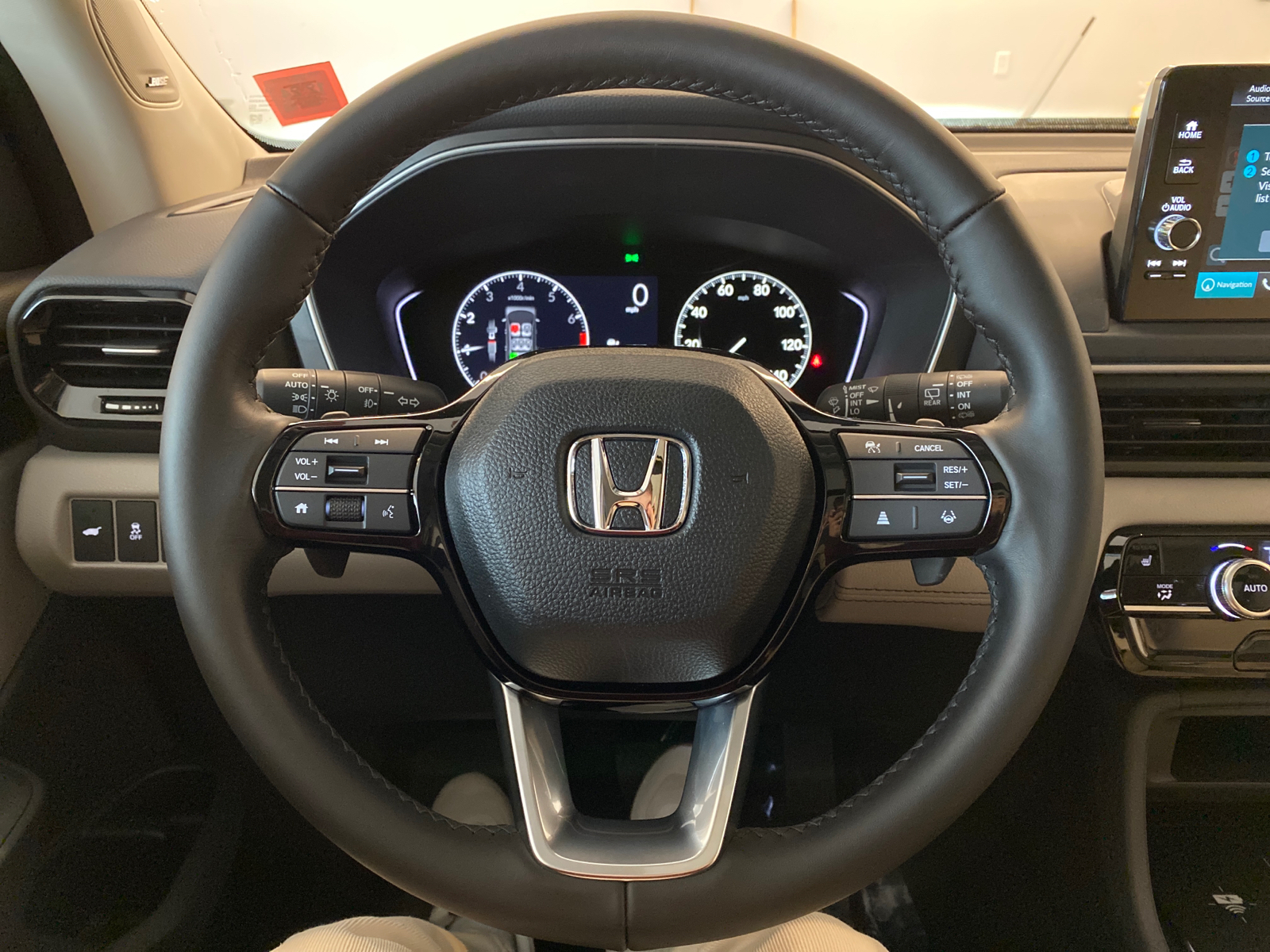 2024 Honda Pilot Touring 25