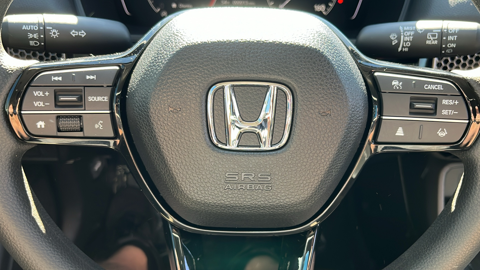 2024 Honda Civic Hatchback LX 17