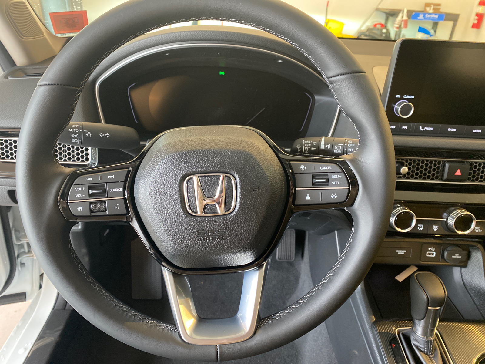 2024 Honda Civic Hatchback EX-L 20