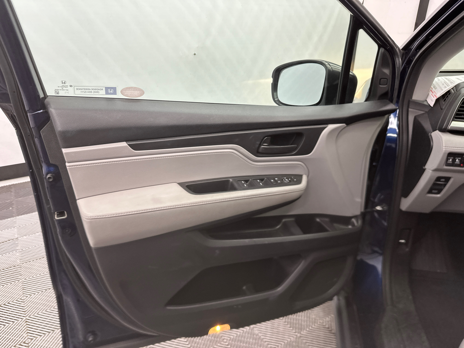 2018 Honda Odyssey EX 10
